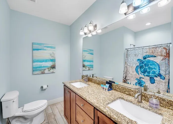 Holiday home Prime True Blue Walk To Pool Pets Near The Hangout Parking