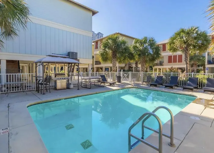 Holiday home Prime True Blue Walk To Pool Pets Near The Hangout Parking