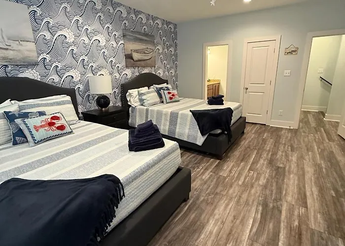 Holiday home Prime True Blue Walk To Pool Pets Near The Hangout Parking Gulf Shores